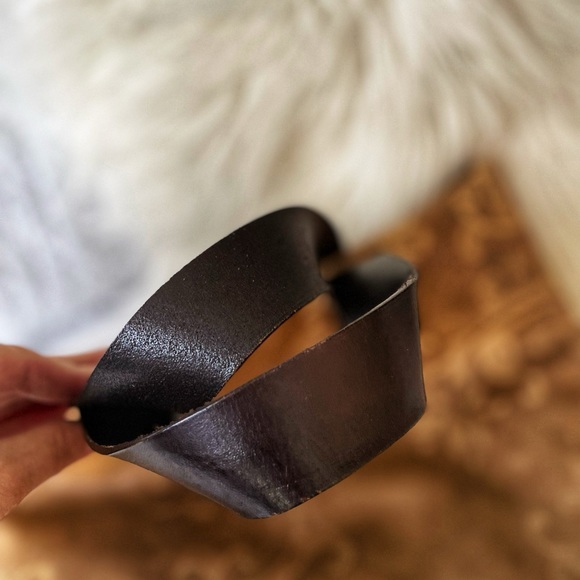 Falor, leather embossed purse. - Picture 8 of 8